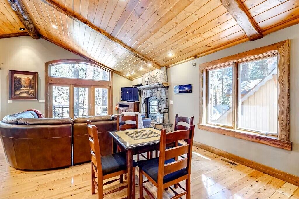 Photo of Others in Tahoe Vista
