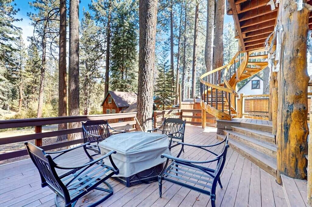 Photo of Patio Balcony in Tahoe Vista