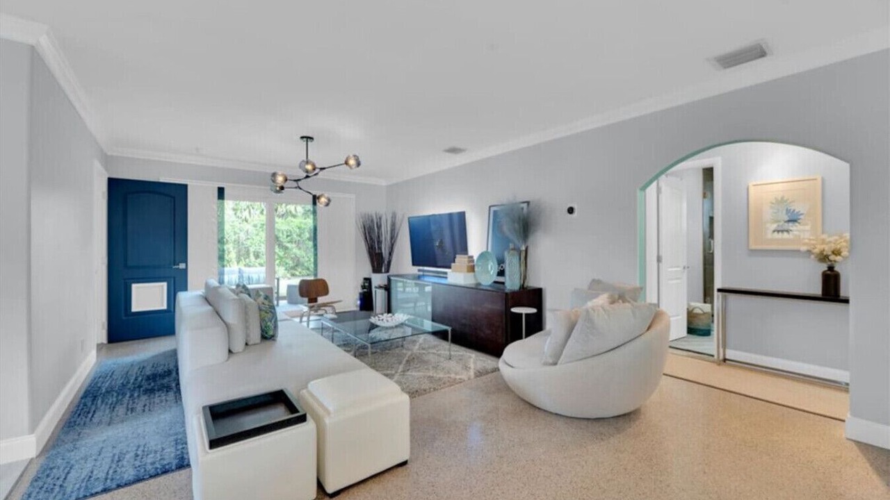 Photo of Livingroom in North Andrews Gardens