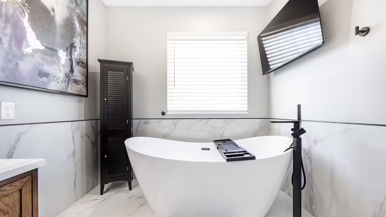 Photo of Bathroom in Glen Carbon