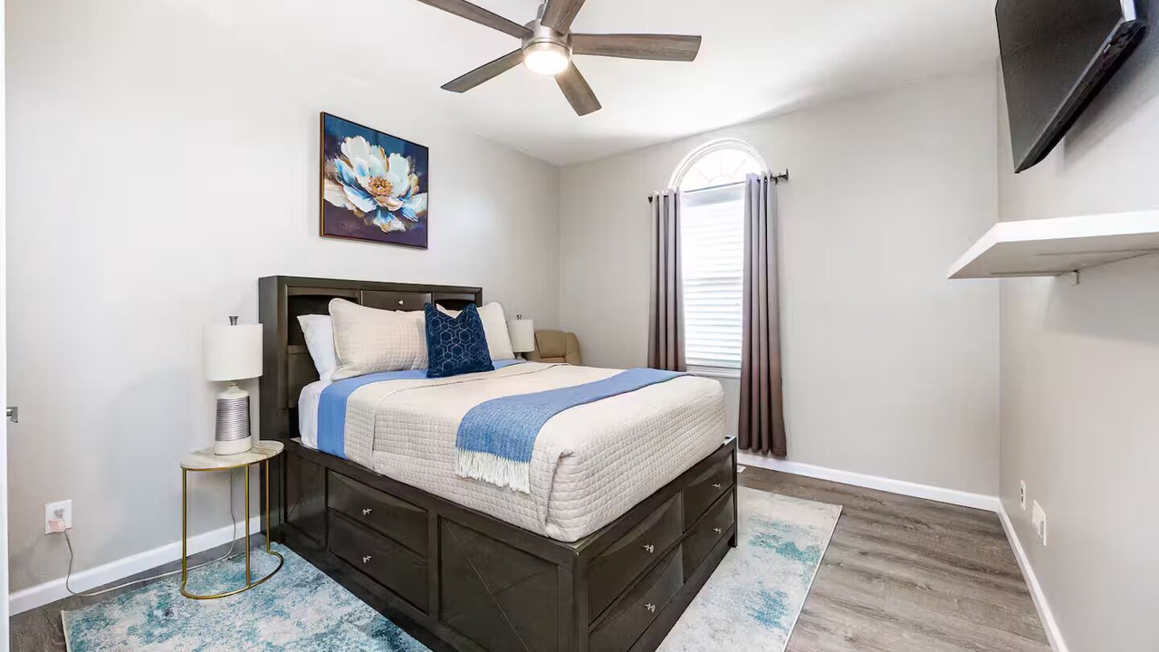 Photo of Bedroom in Glen Carbon