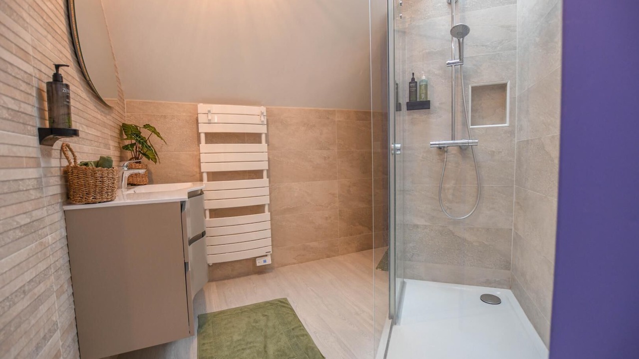 Photo of Bathroom in Villiers-Saint-Georges