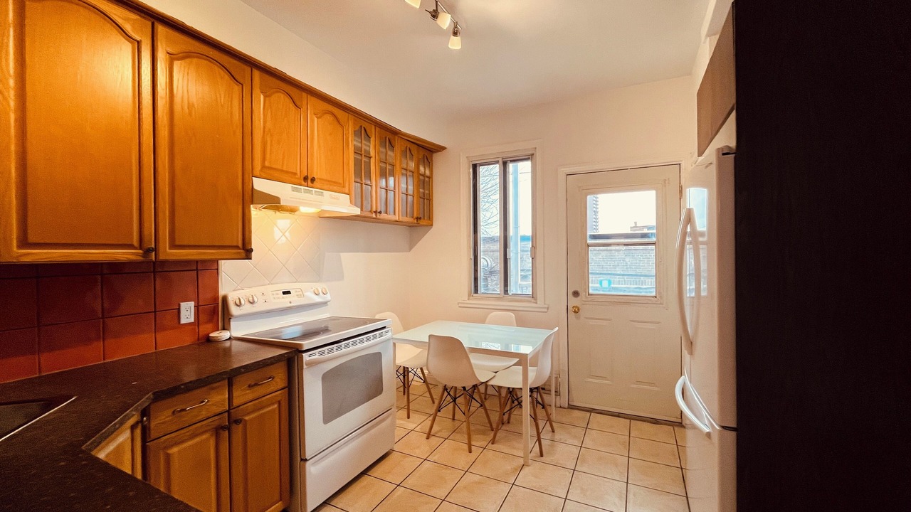 Photo of Kitchen in Cote-Des-Neiges—Notre-Dame-De-Grace