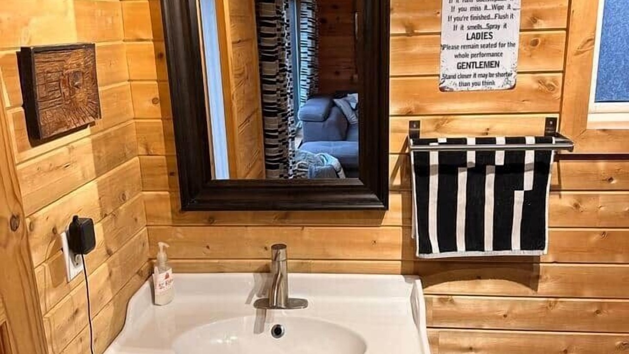 Photo of Bathroom in Marmora