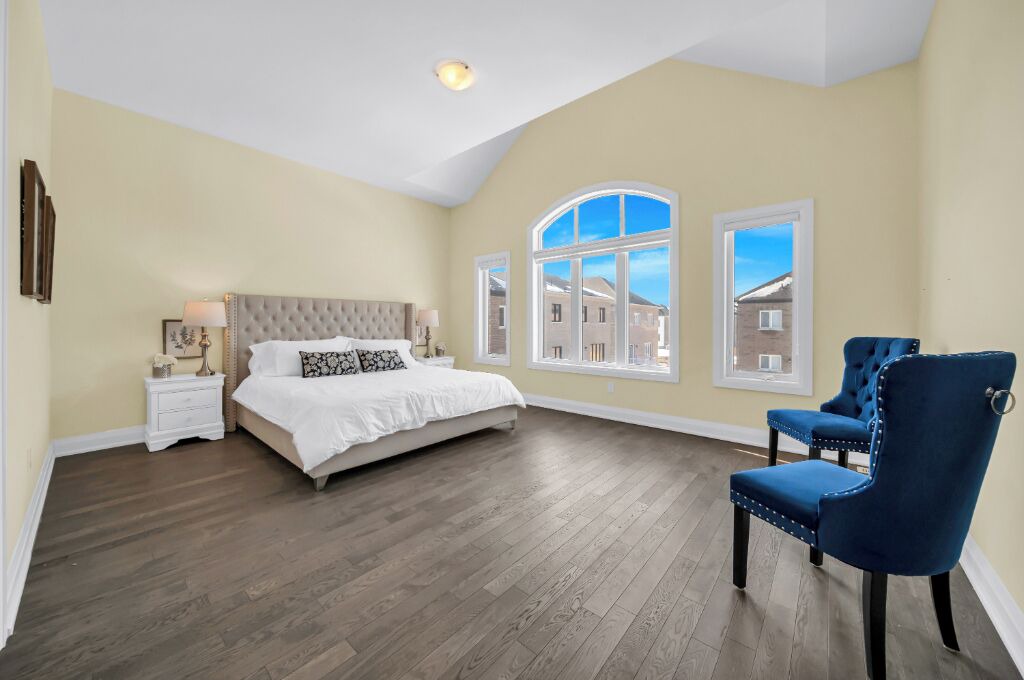 Photo of Bedroom in Richmond Hill