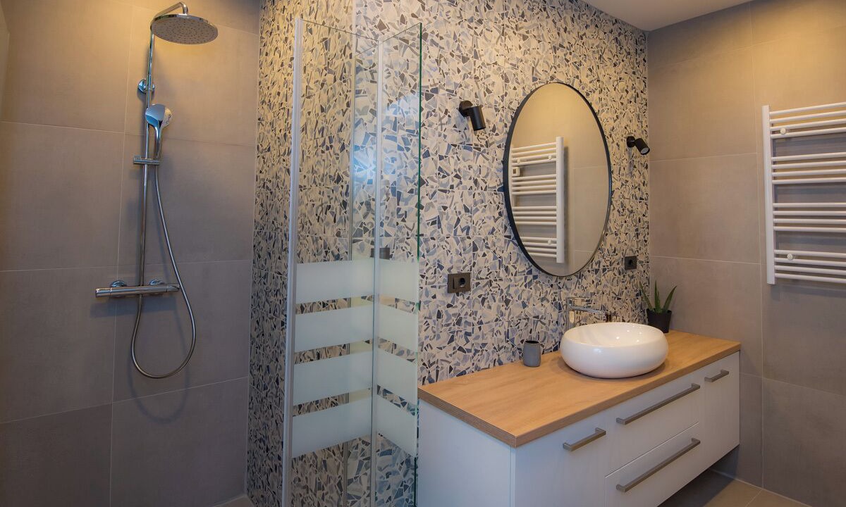 Photo of Bathroom in Bakar