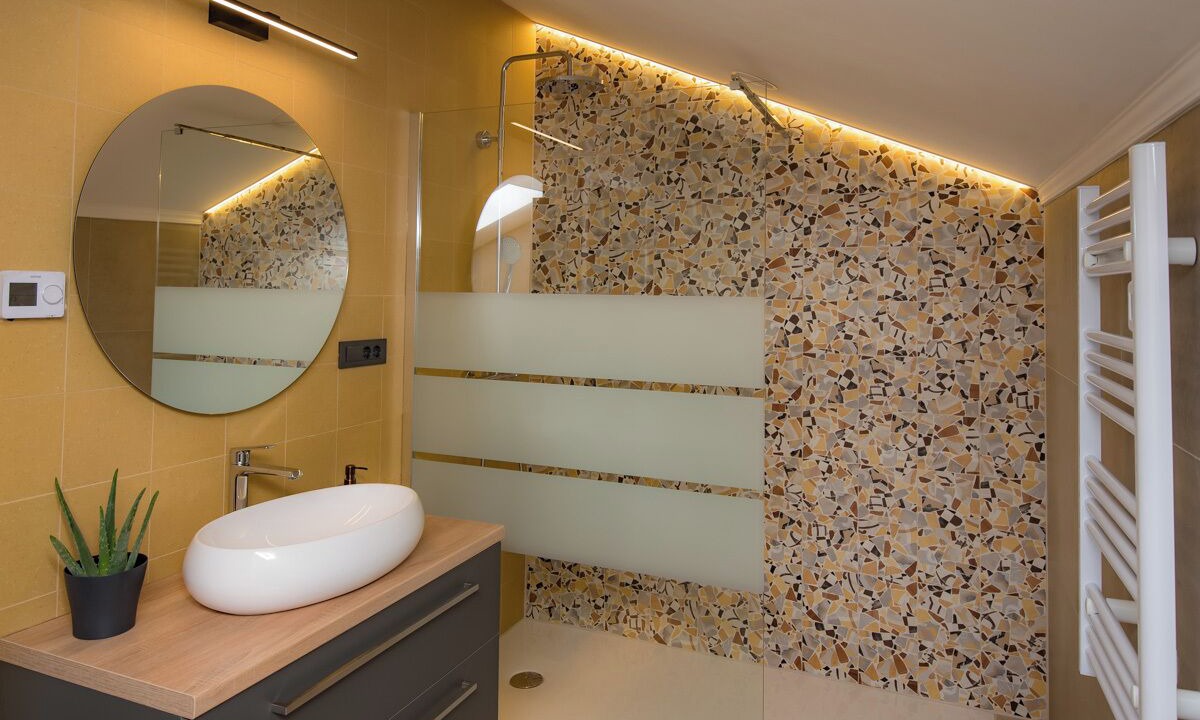 Photo of Bathroom in Bakar