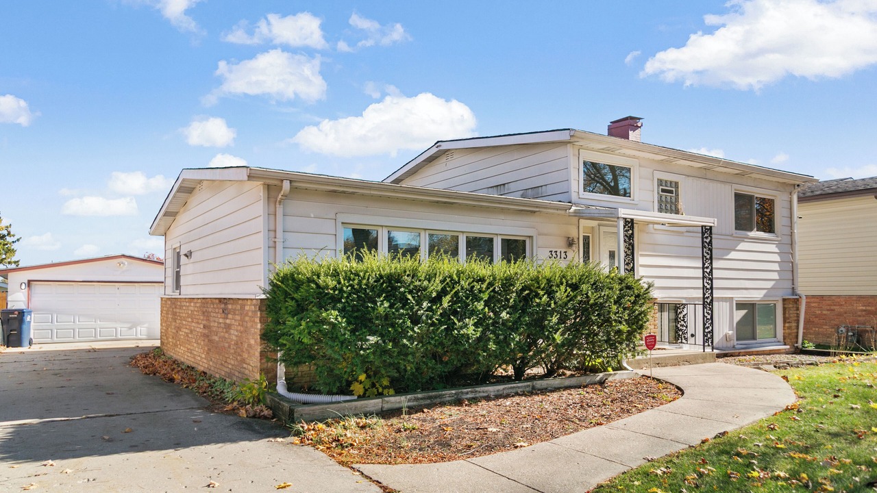 Photo of Outdoor in Waukegan