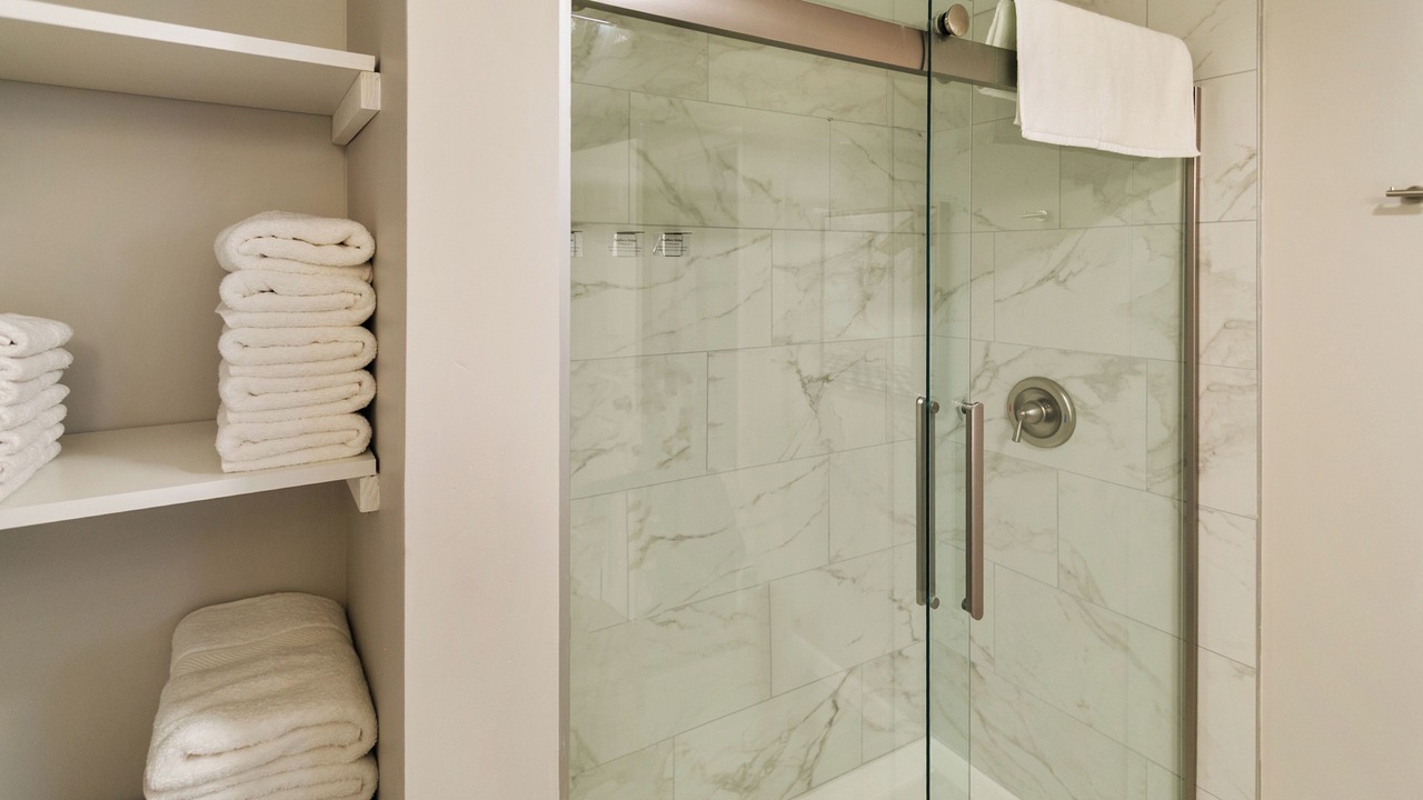 Photo of Bathroom in Waukegan