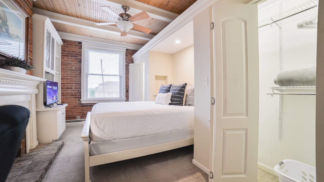 Photo of Bedroom in Cape Girardeau