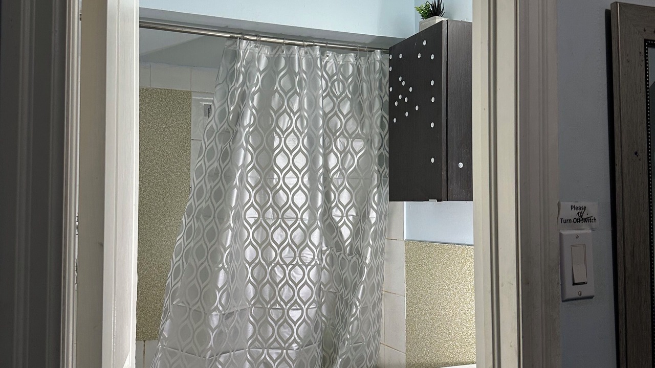 Photo of Bathroom in Oakridge