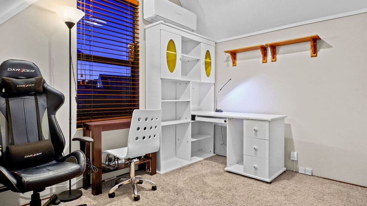 Photo of Others in West Harbour