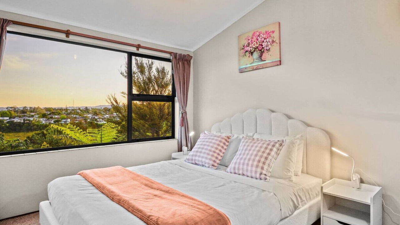 Photo of Bedroom in West Harbour