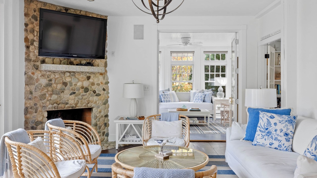 Photo of Livingroom in Fortunes Rocks