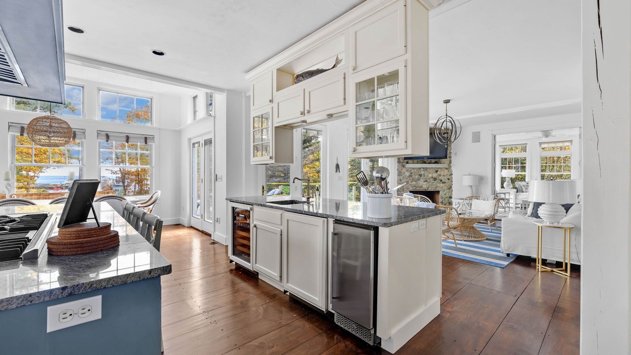 Photo of Others in Fortunes Rocks