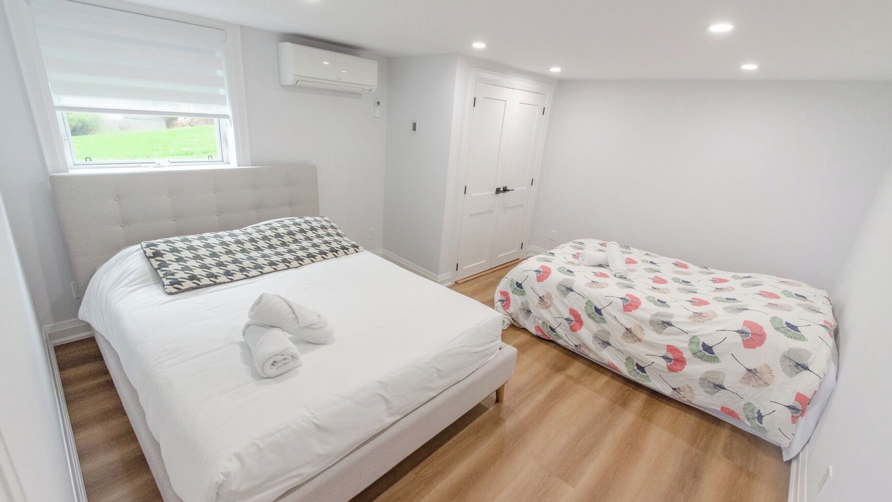 Photo of Bedroom in Port Colborne