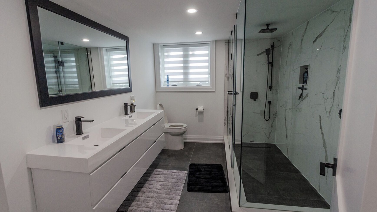 Photo of Bathroom in Port Colborne