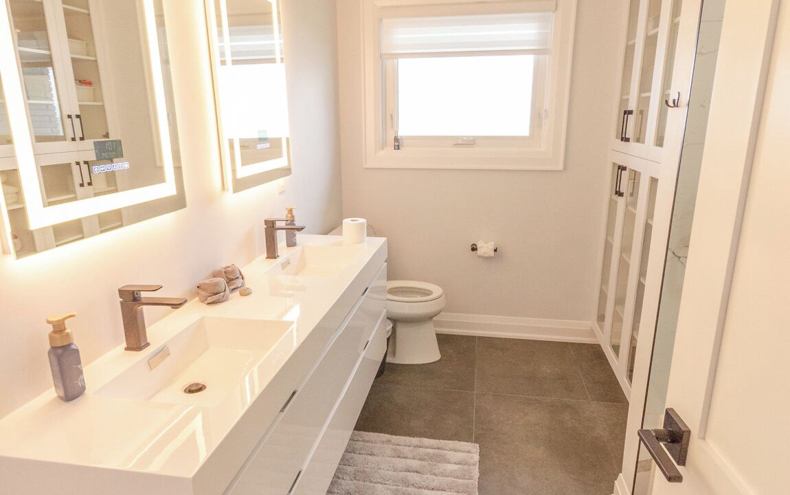 Photo of Bathroom in Port Colborne