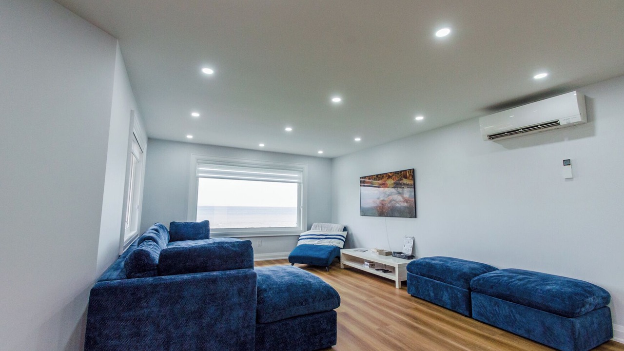 Photo of Livingroom in Port Colborne