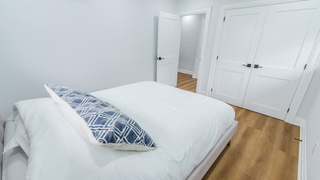 Photo of Bedroom in Port Colborne