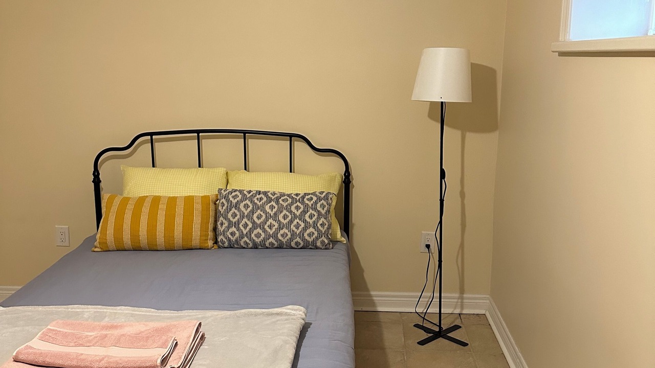 Photo of Bedroom in Newtonbrook