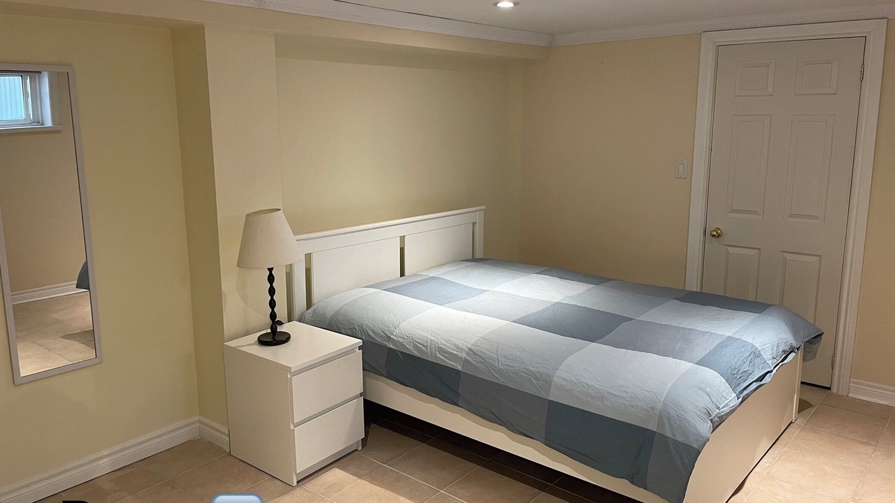 Photo of Bedroom in Newtonbrook