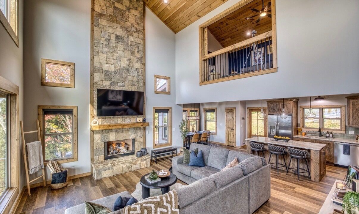Photo of Livingroom in East Ellijay
