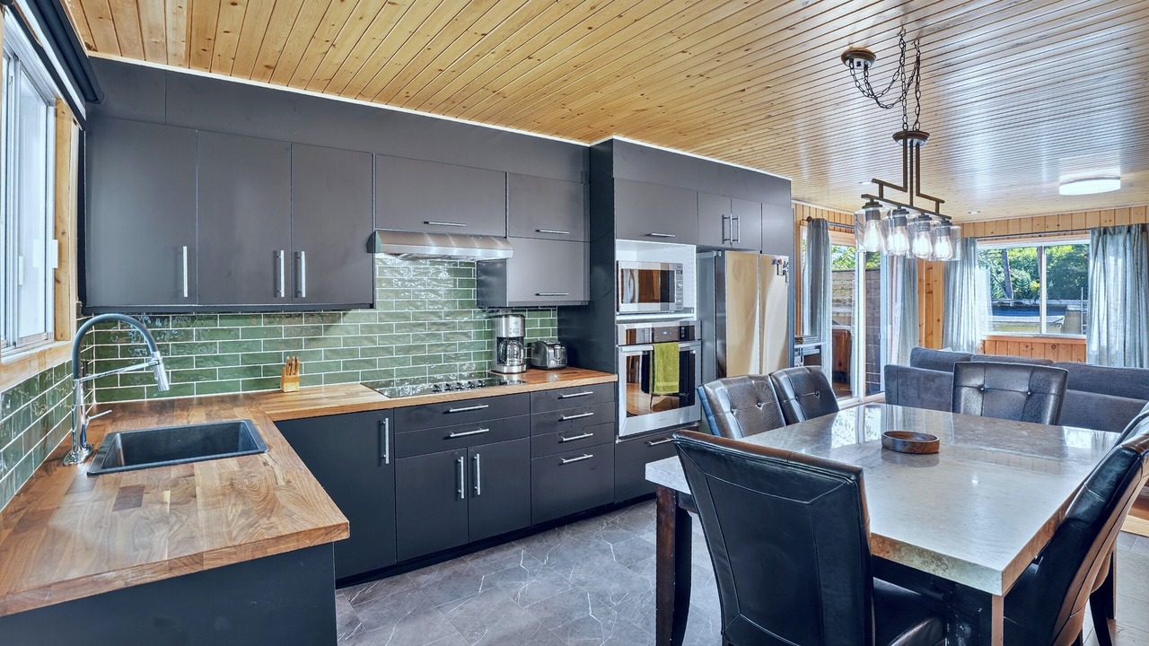 Photo of Kitchen in Lac-Saguay