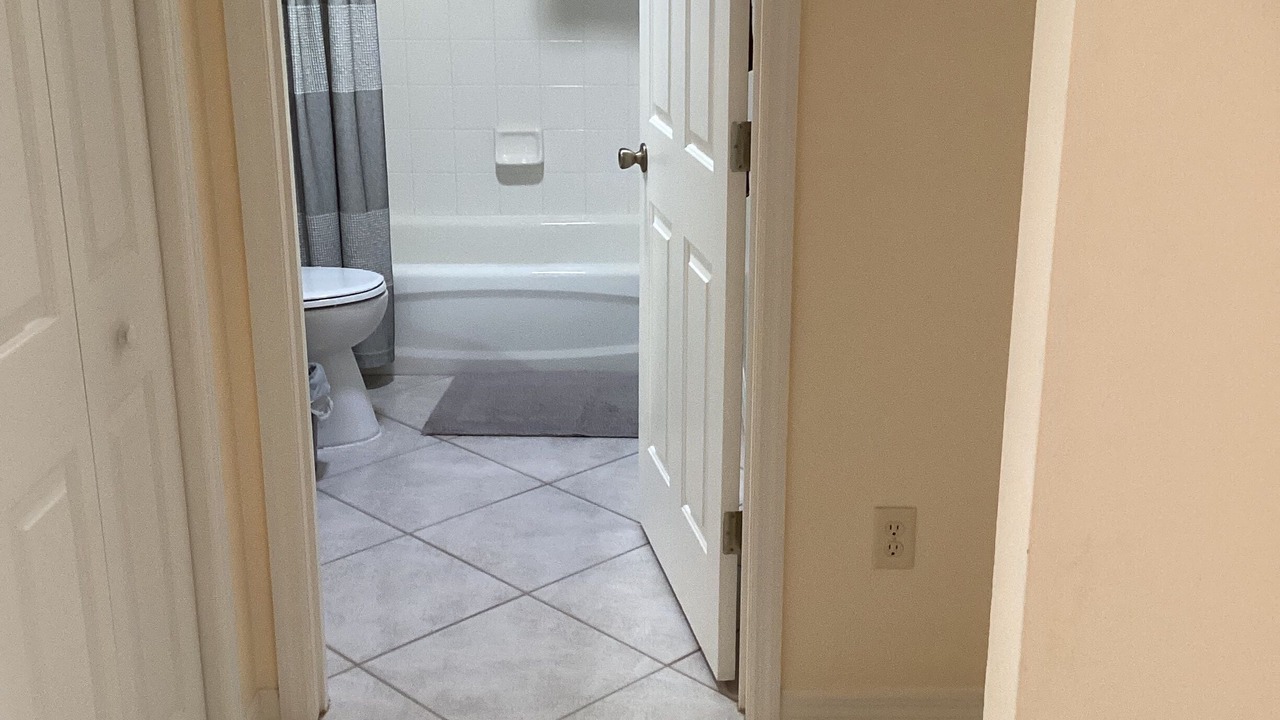 Photo of Bathroom in Glenbrook