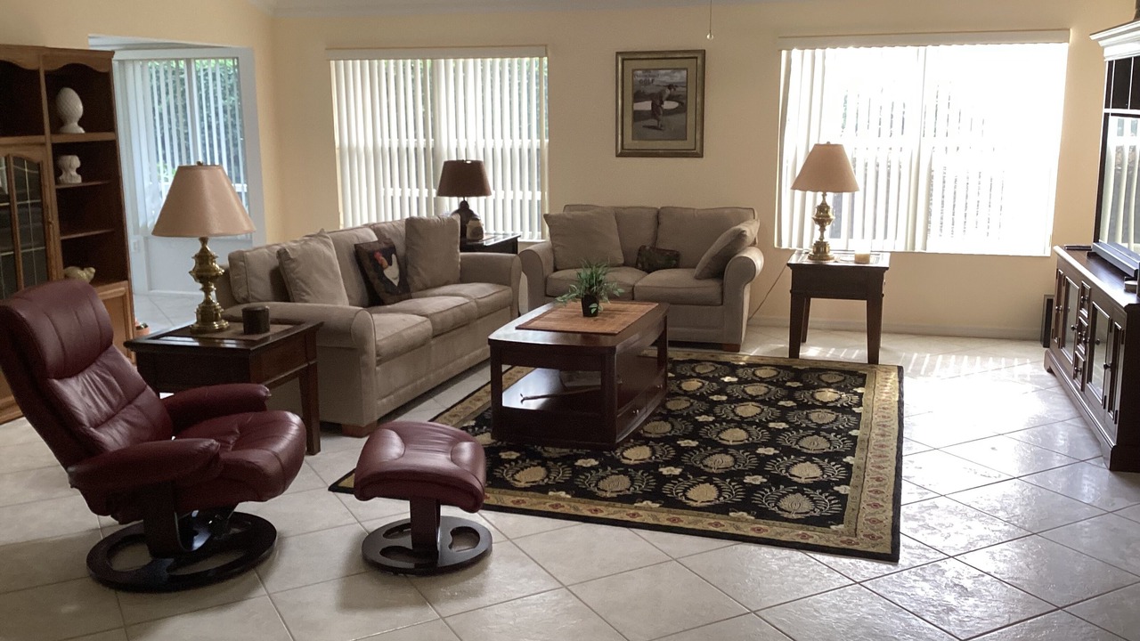 Photo of Livingroom in Glenbrook