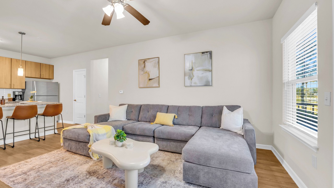 Photo of Livingroom in Northside