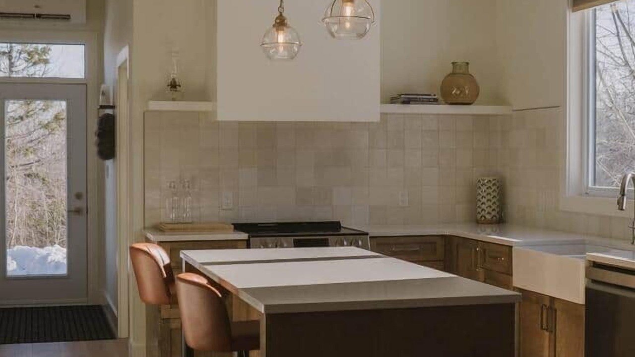 Photo of Others in Central Hainesville