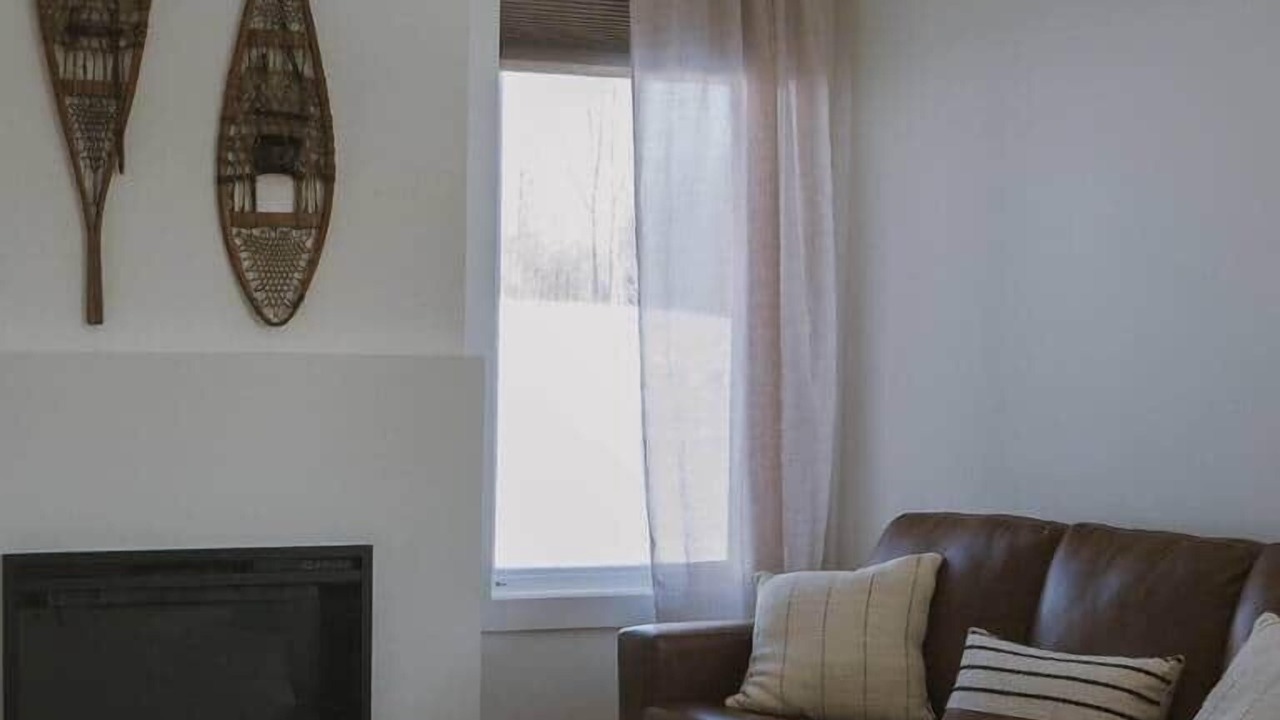 Photo of Livingroom in Central Hainesville