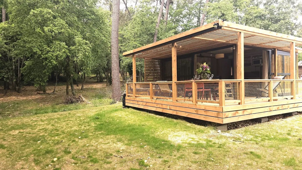 Photo of Outdoor in Douville