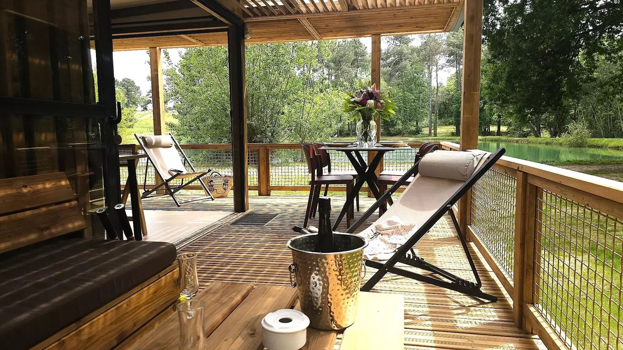 Photo of Outdoor in Douville