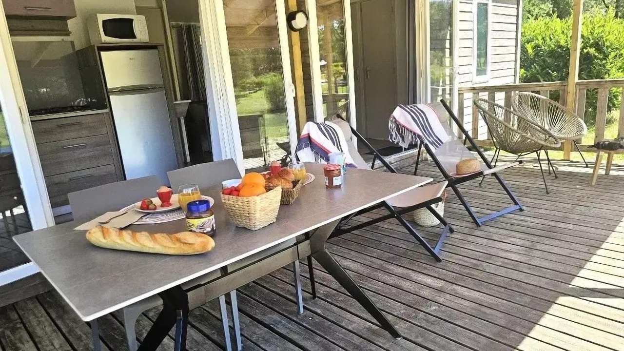 Photo of Outdoor in Douville