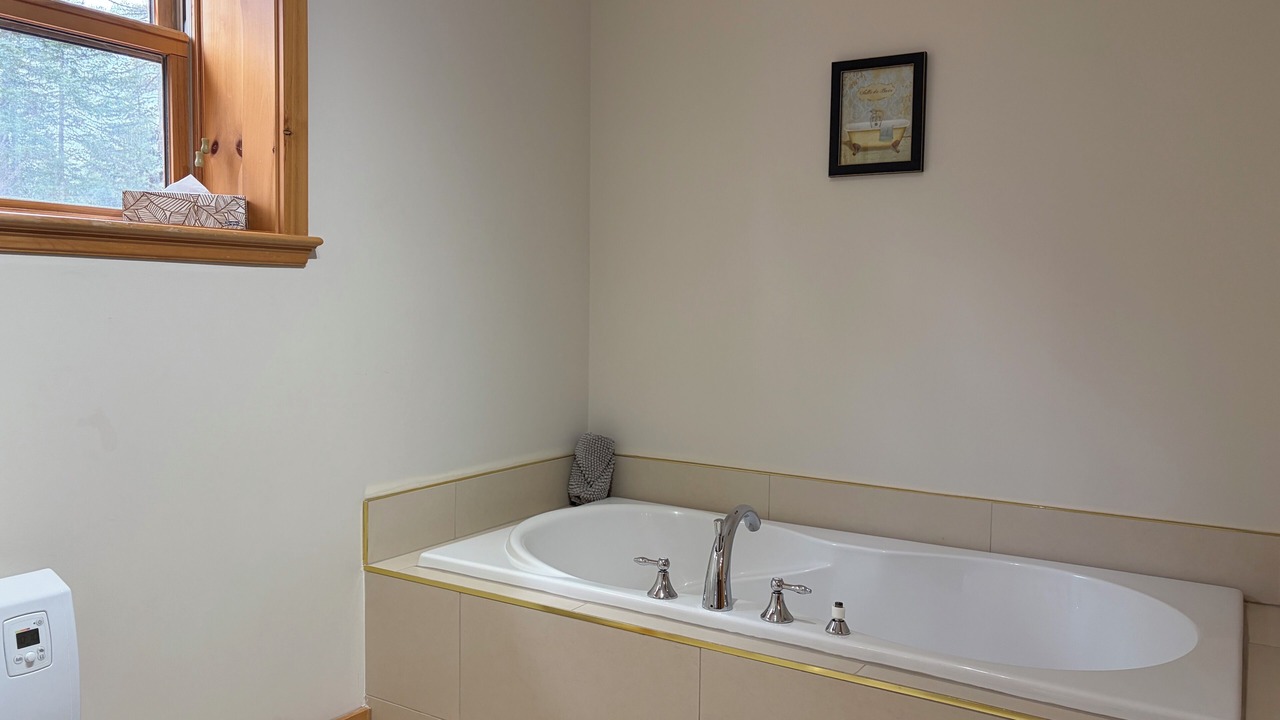 Photo of Bathroom in Fiddler Lake Resort