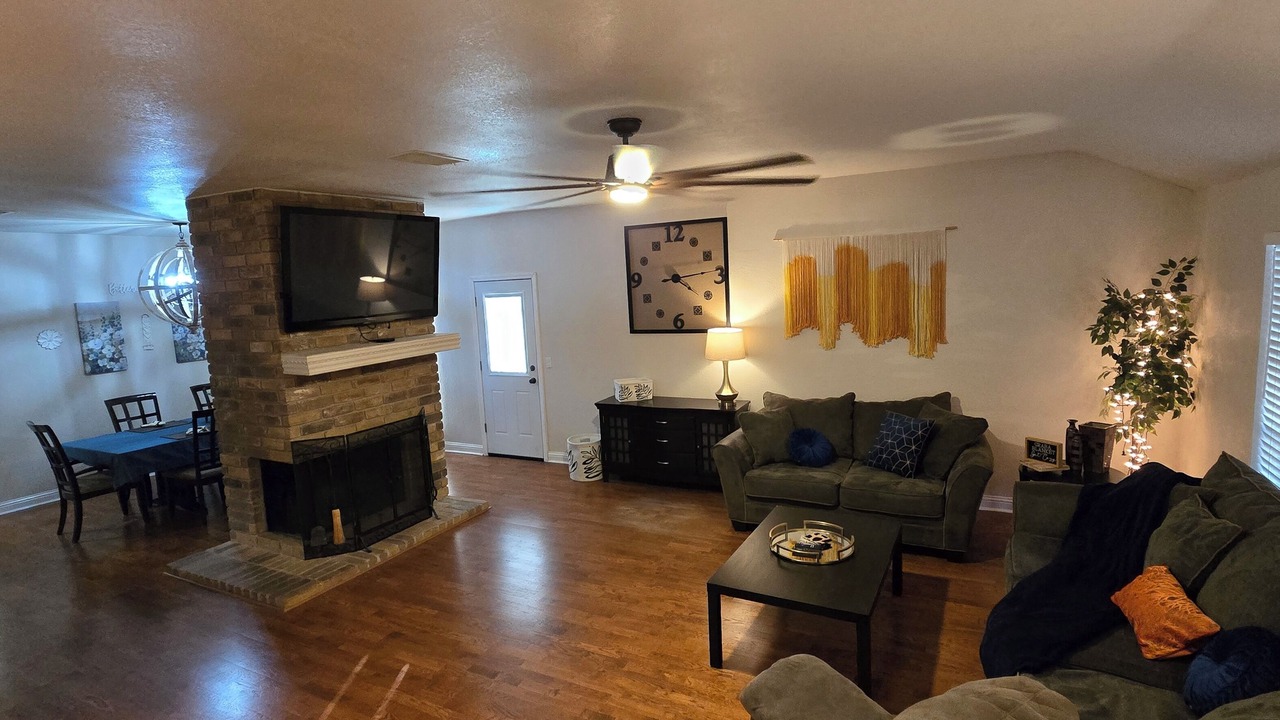 Photo of Livingroom in Pearland