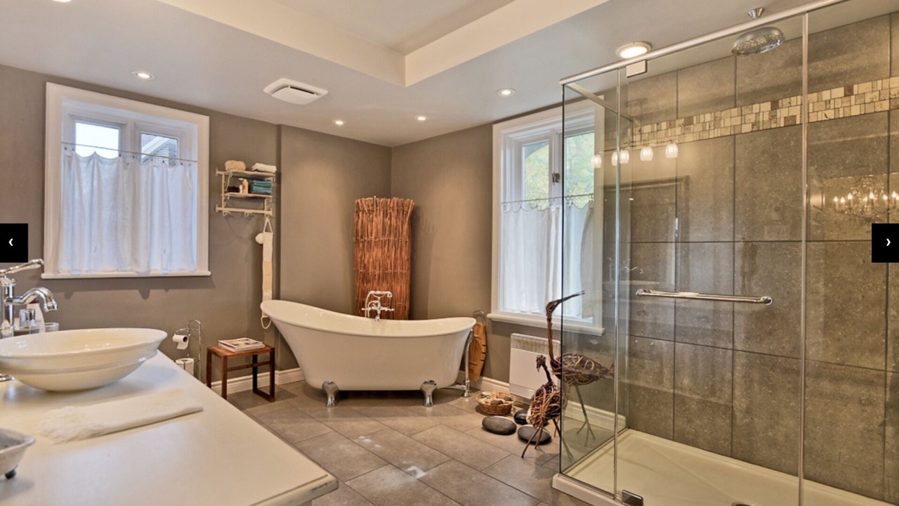 Photo of Bathroom in La Cite-Limoilou