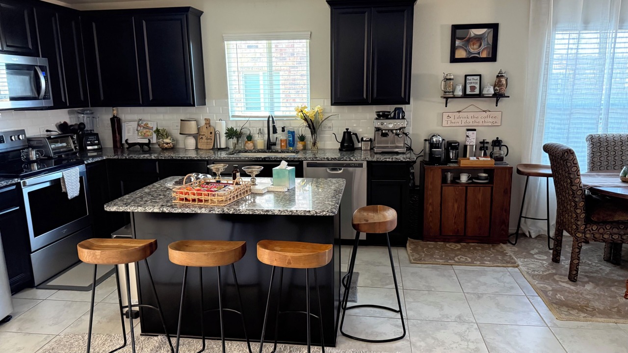 Photo of Kitchen in Aubrey