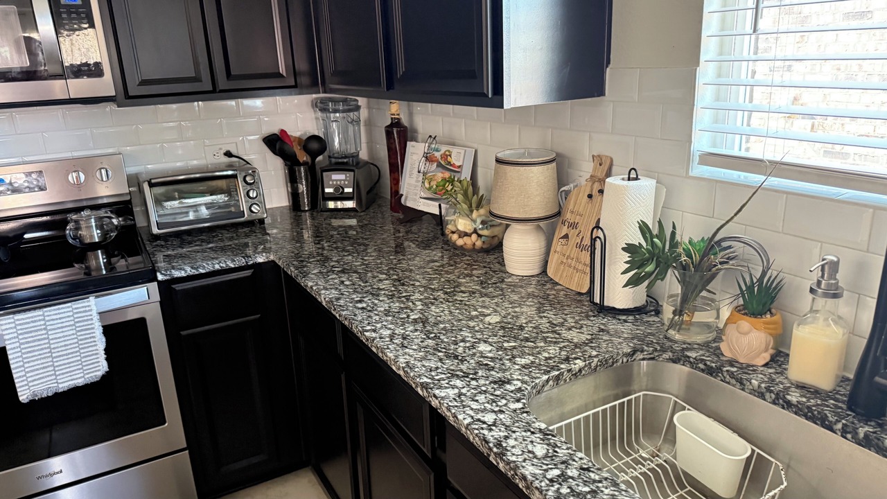 Photo of Kitchen in Aubrey