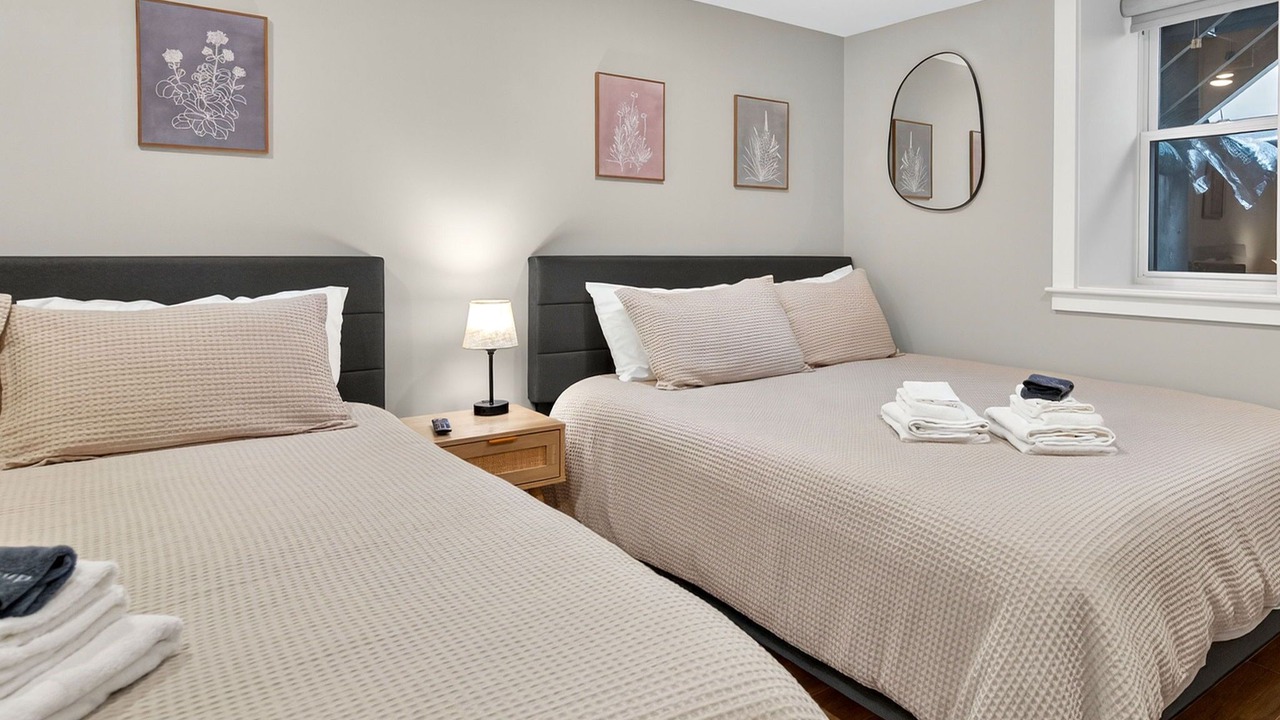 Photo of Bedroom in East Somerville