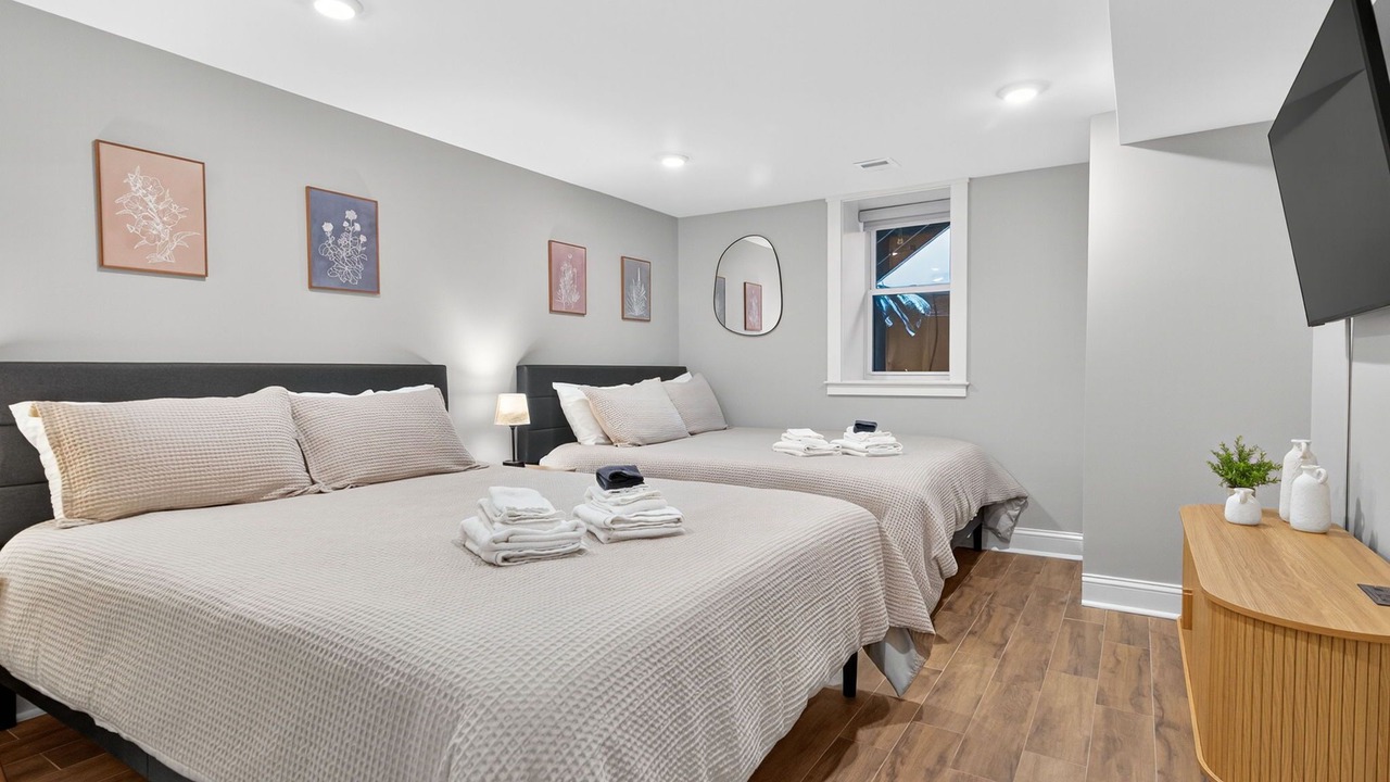 Photo of Bedroom in East Somerville