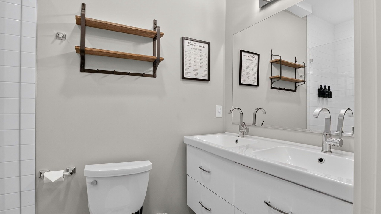 Photo of Bathroom in East Somerville
