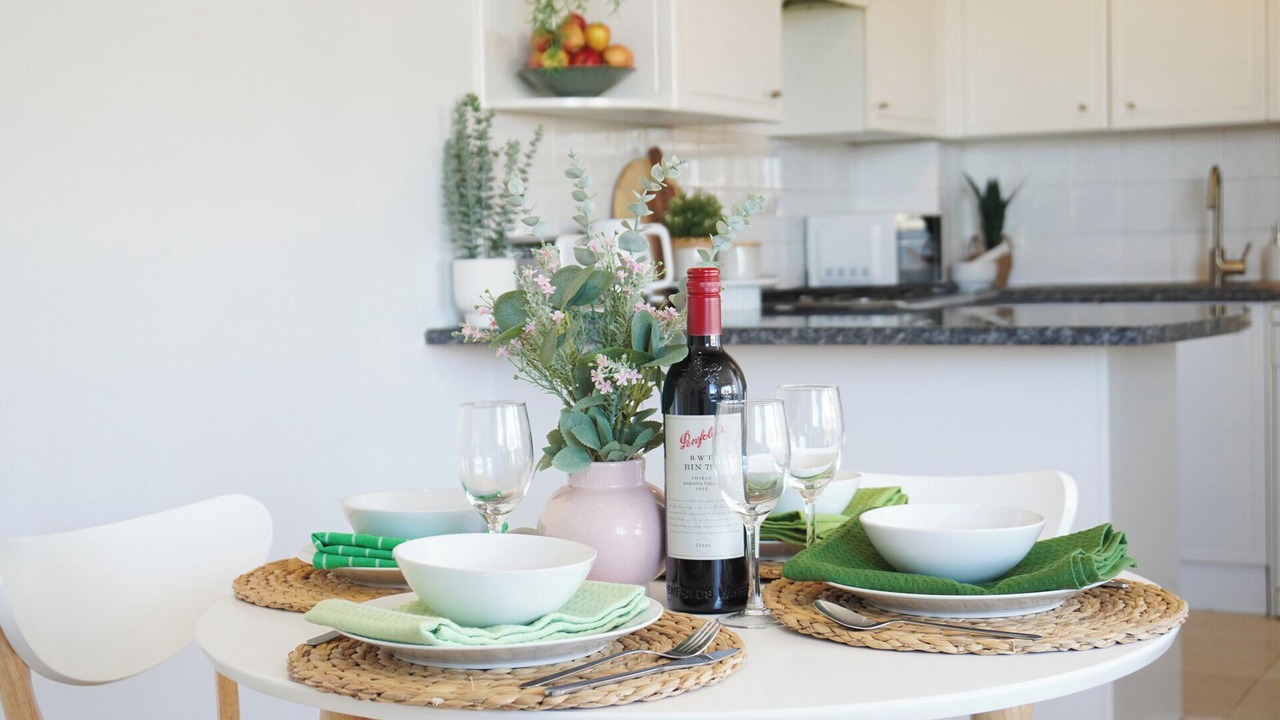 Photo of Others in McMahons Point