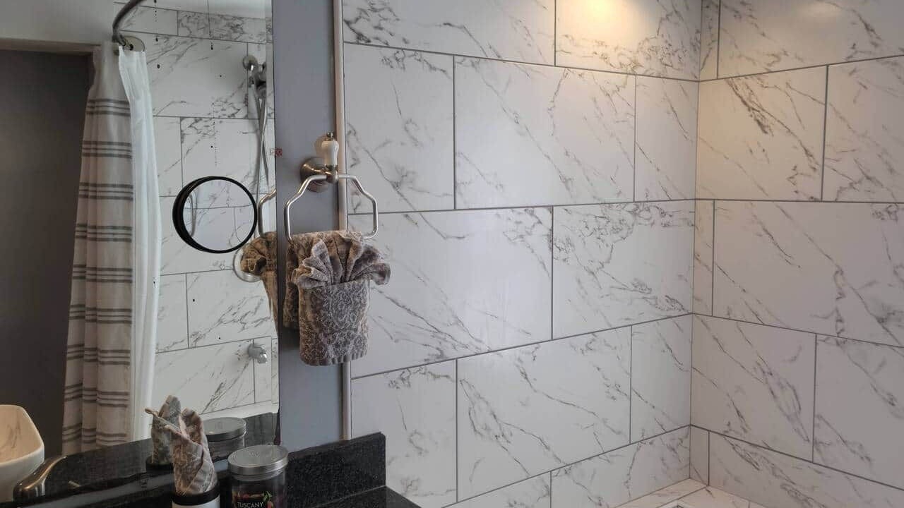 Photo of Bathroom in Dixon Park