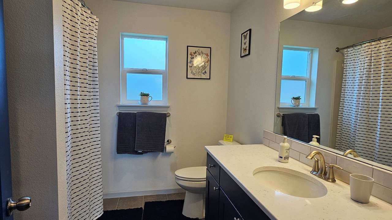 Photo of Bathroom in Maupin