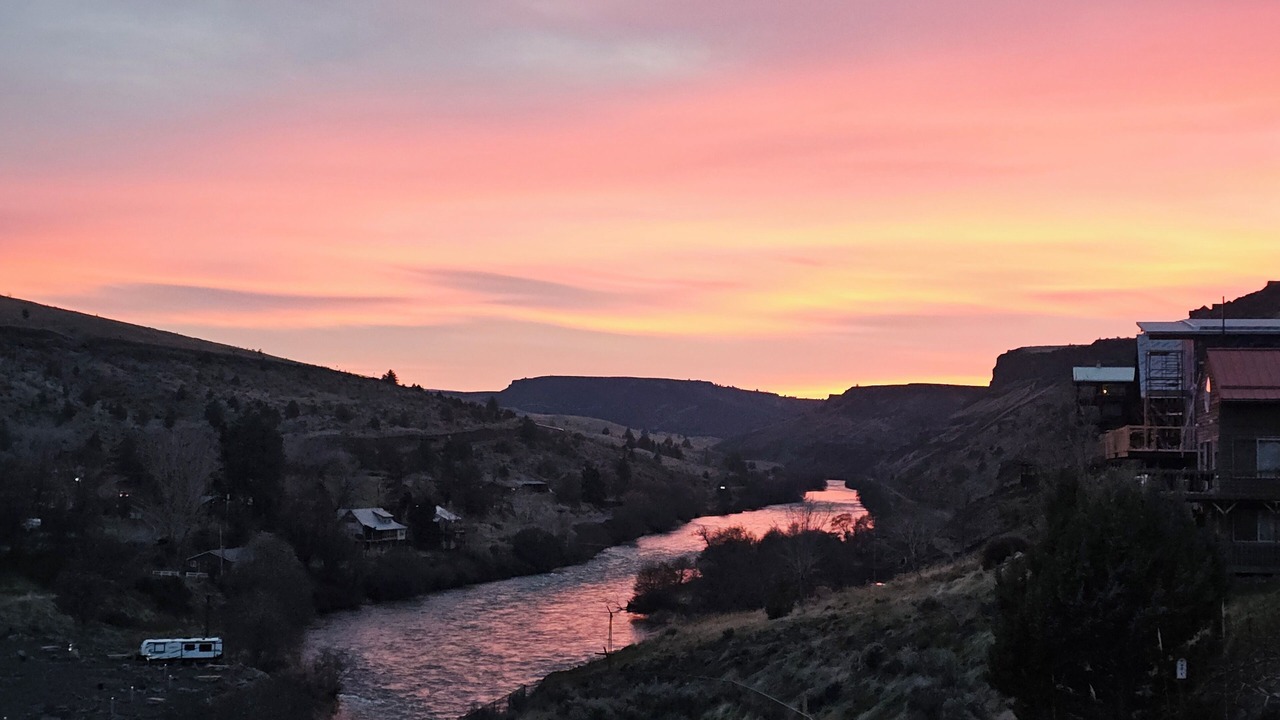 Photo of Others in Maupin