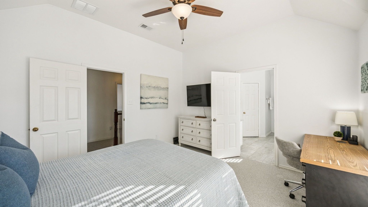 Photo of Bedroom in Grapevine