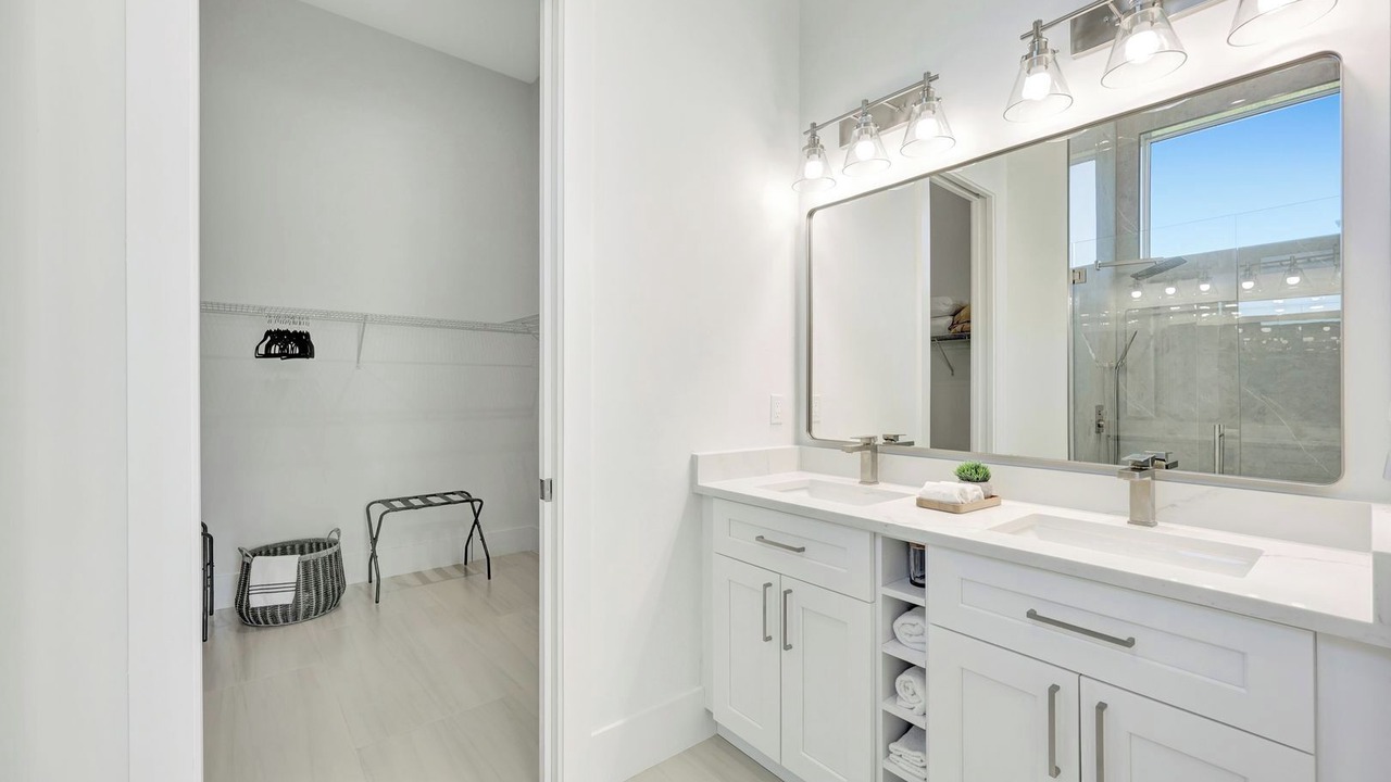 Photo of Bathroom in Naples Park